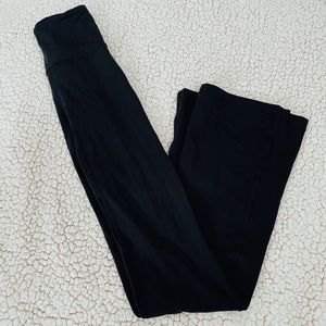 lululemon yoga pants